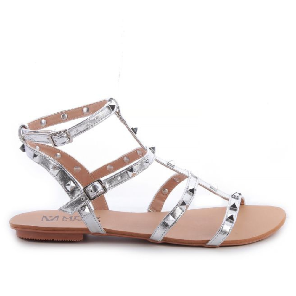Rasteira Valentina com Spikes – Estilo e Conforto no Verão