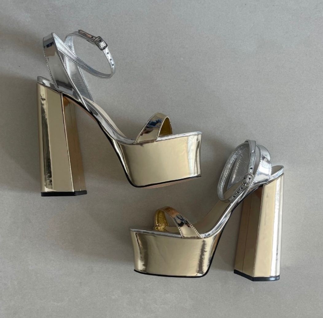 Mega Pata Letícia – Salto 15cm