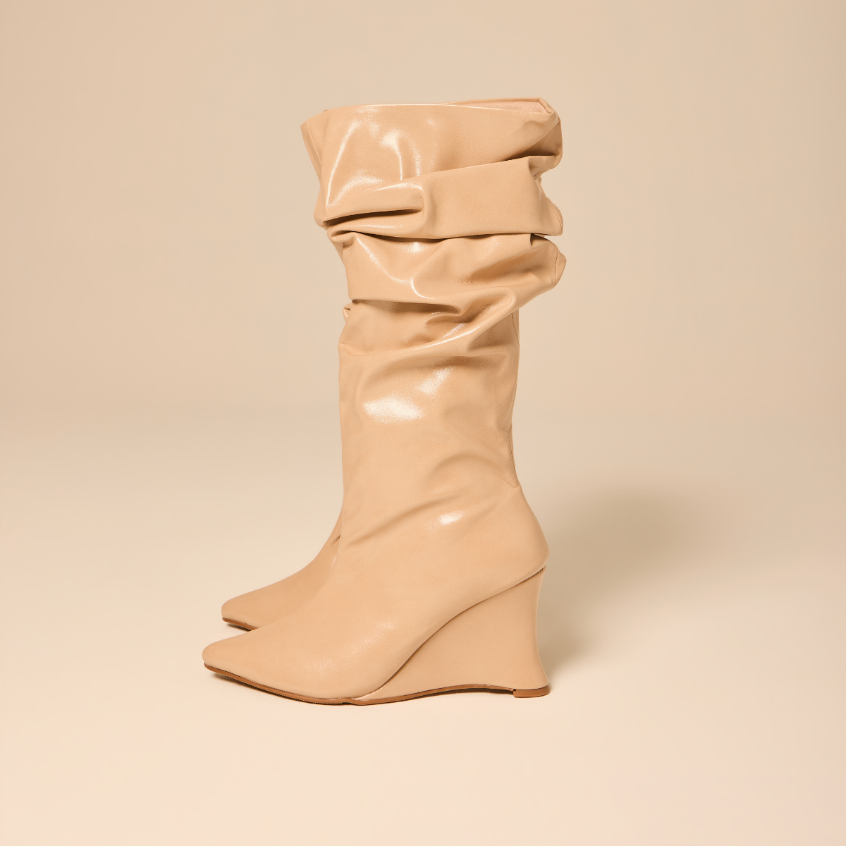 Bota Slouch Salto Cunha