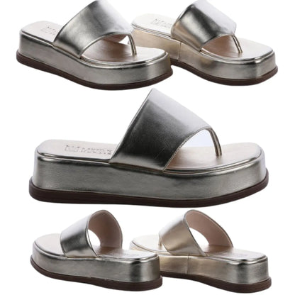Flat Mirela