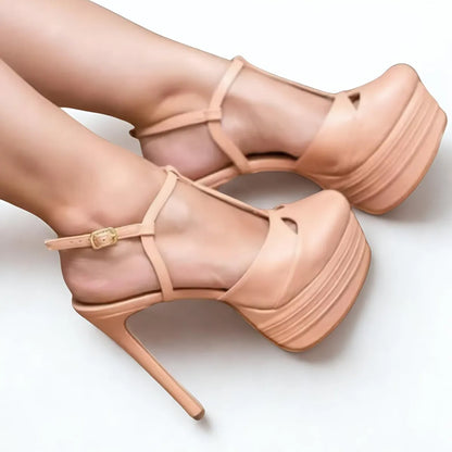 Sandália Mega Pata 15cm