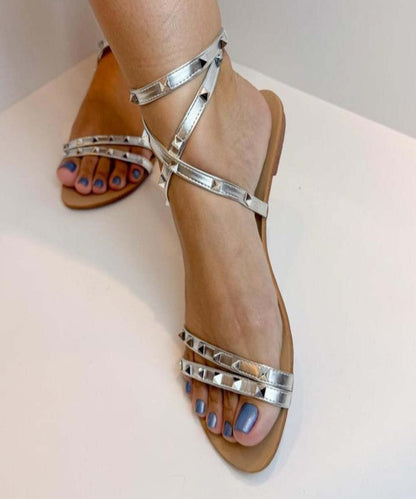 Rasteira Layza com Spikes